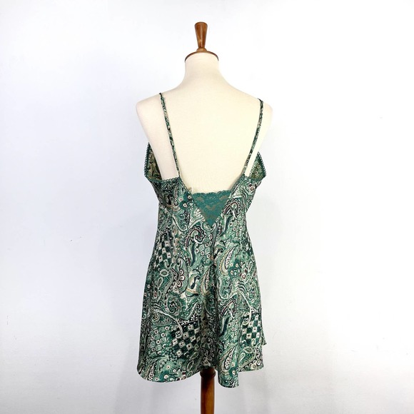 Vintage 90s Victorias Secret green paisley slip nightgown Size Large - Picture 7 of 9